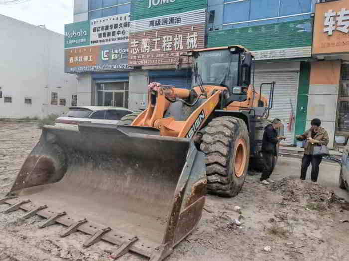 二手工程設備出口報關(guān).jpg